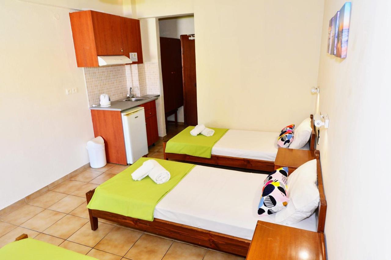 Vergas Hotel Malia ภายนอก รูปภาพ