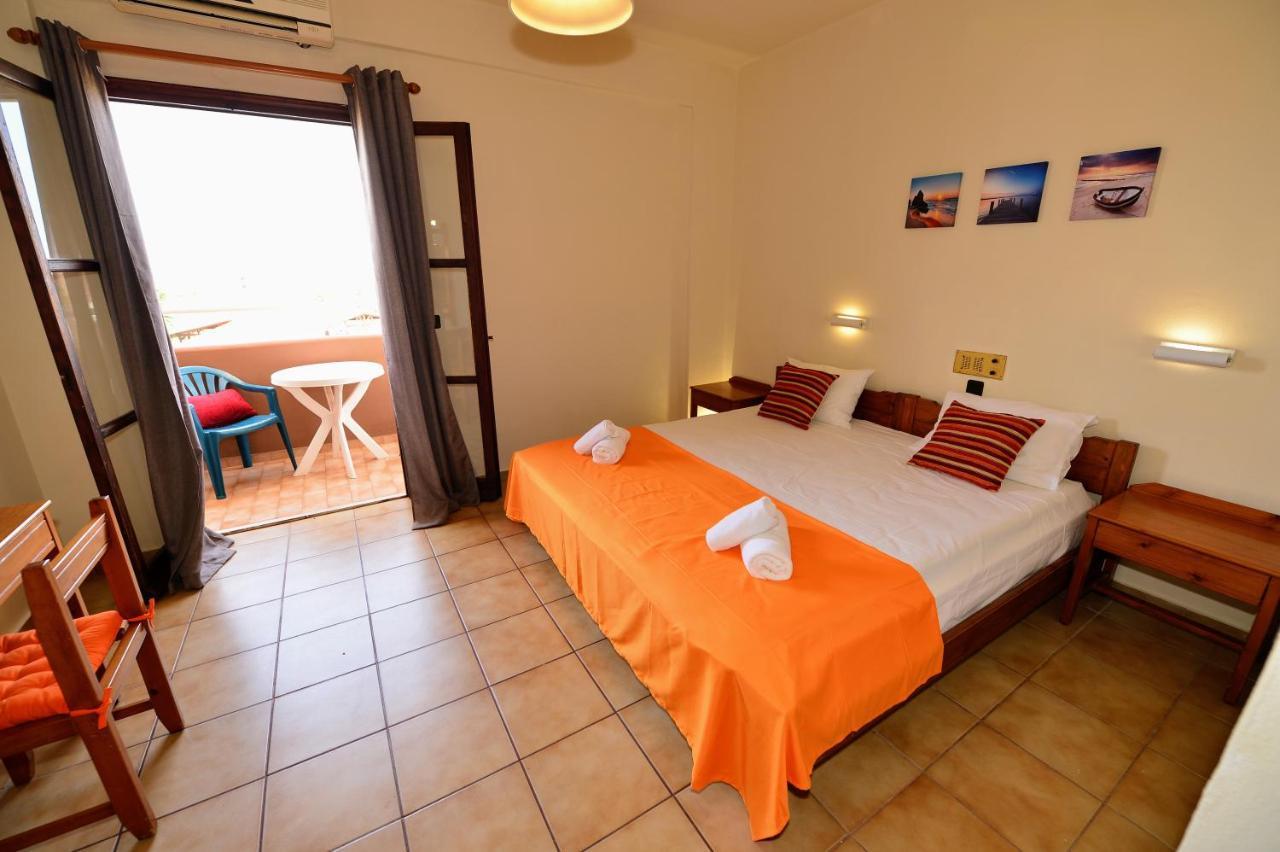 Vergas Hotel Malia ภายนอก รูปภาพ