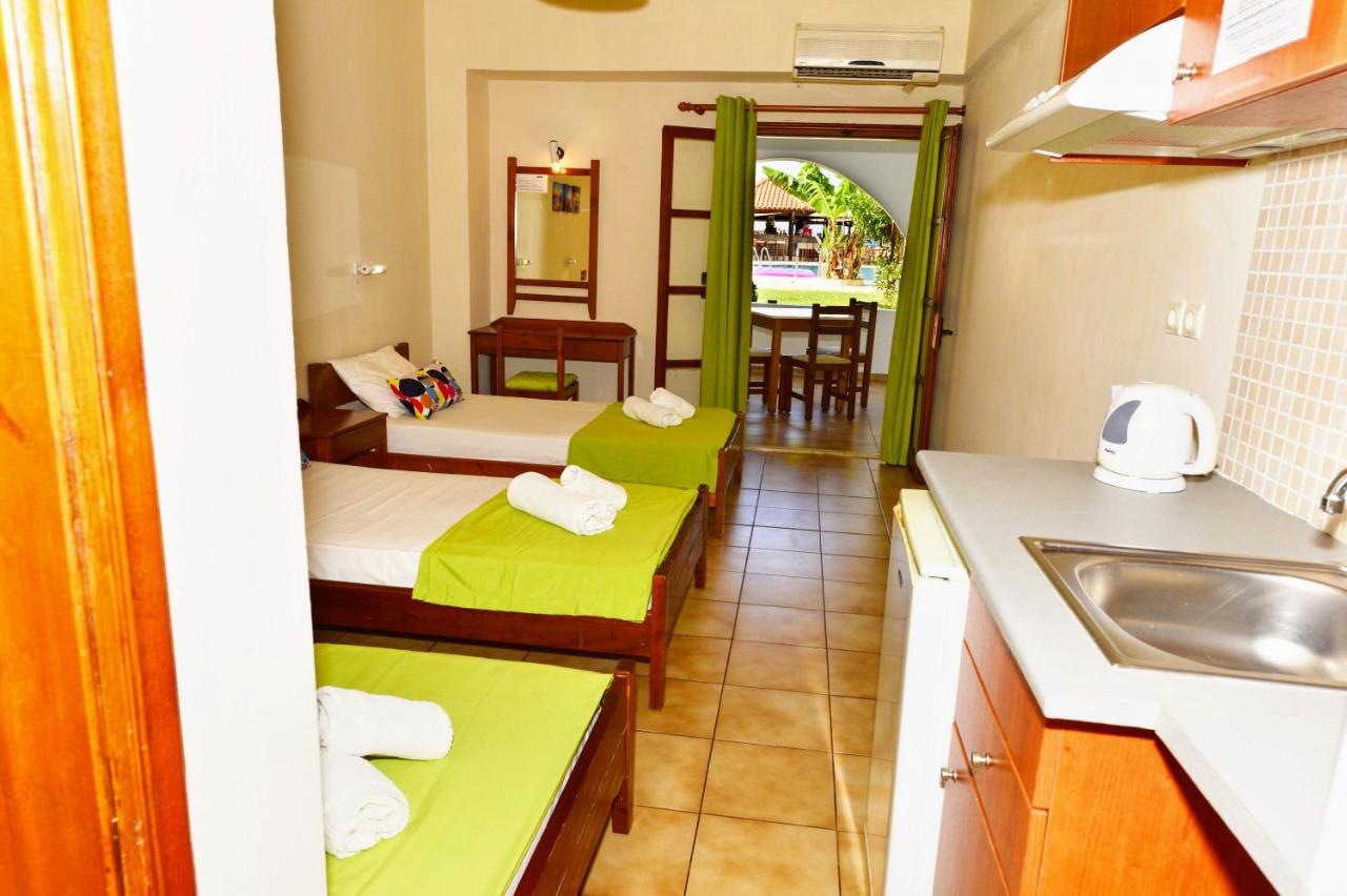 Vergas Hotel Malia ภายนอก รูปภาพ
