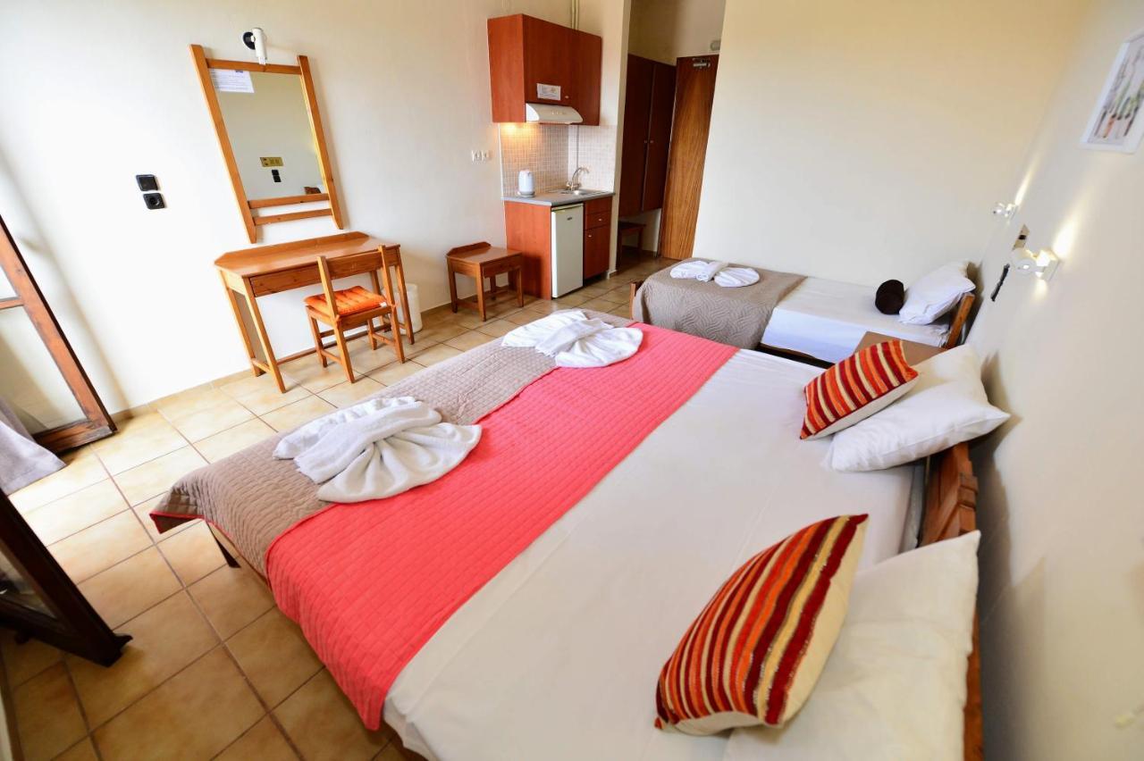 Vergas Hotel Malia ภายนอก รูปภาพ