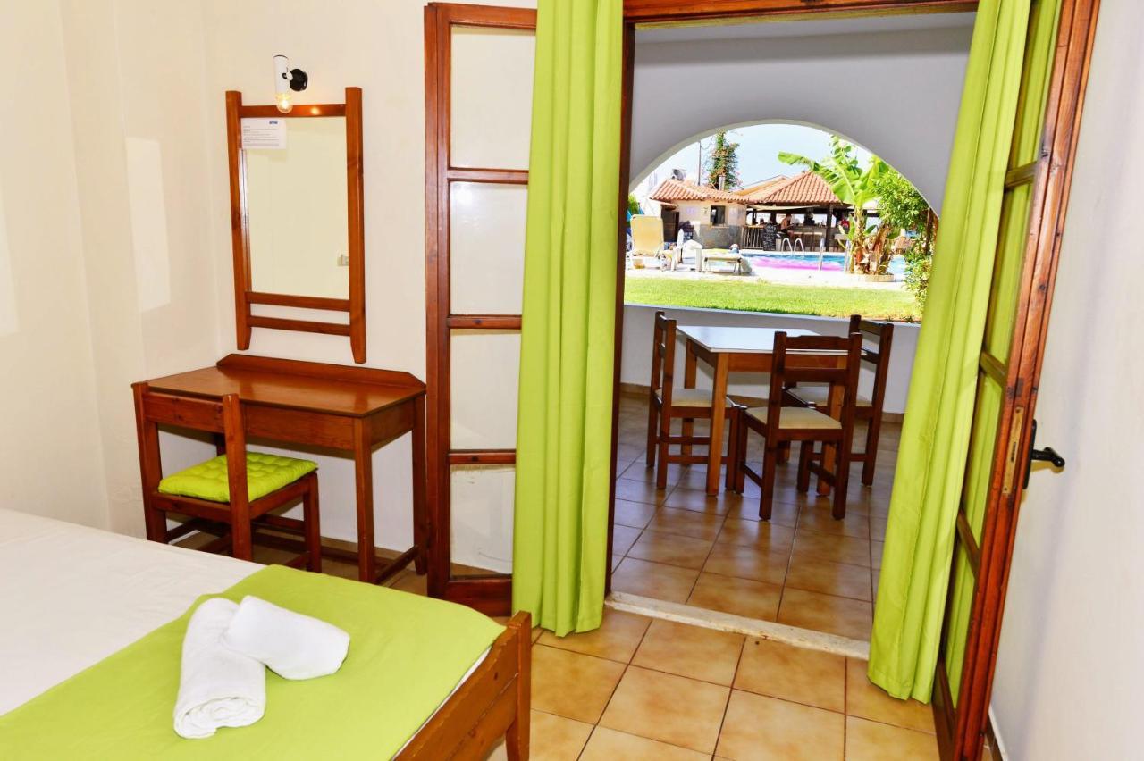 Vergas Hotel Malia ภายนอก รูปภาพ