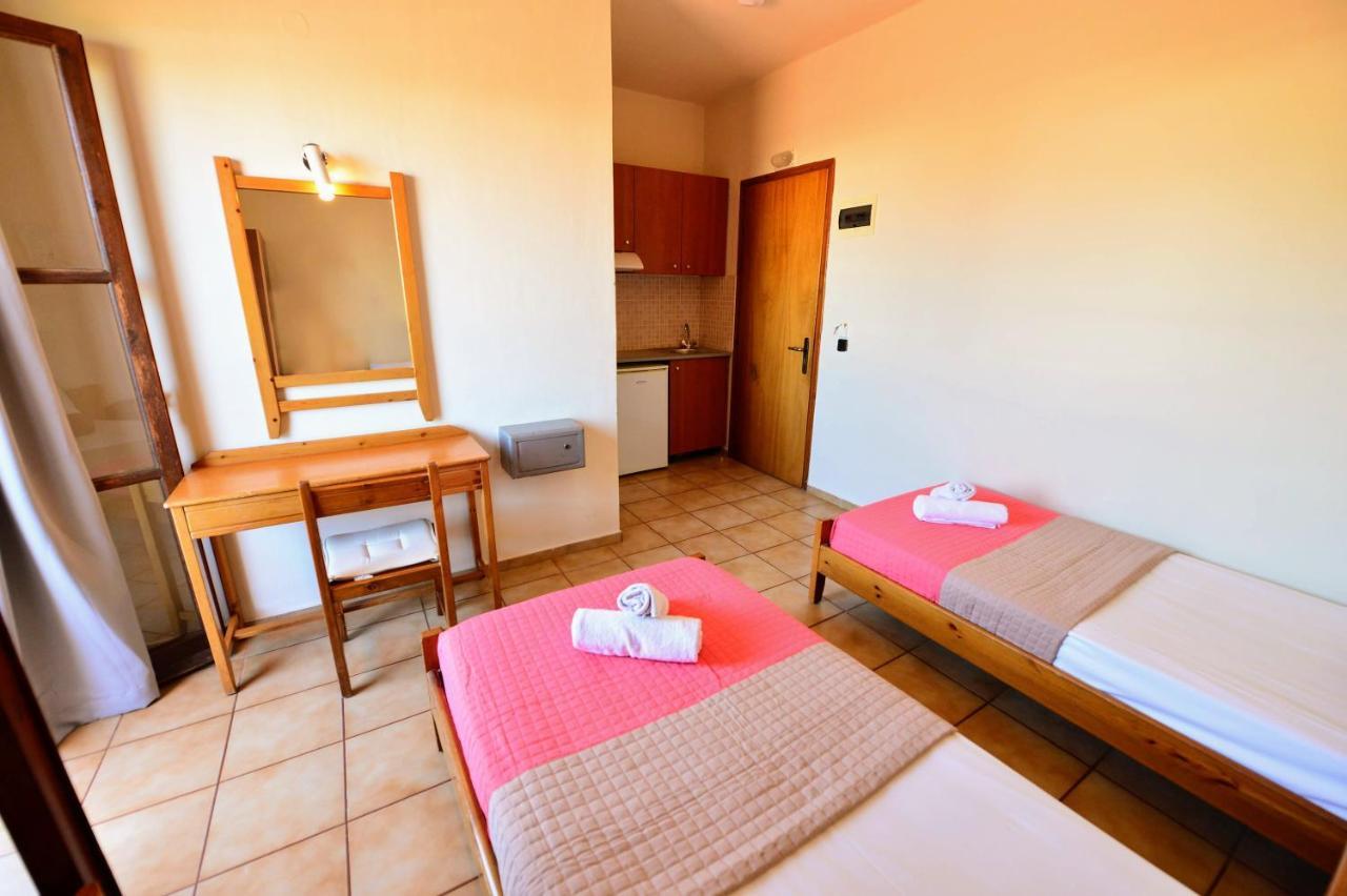Vergas Hotel Malia ภายนอก รูปภาพ